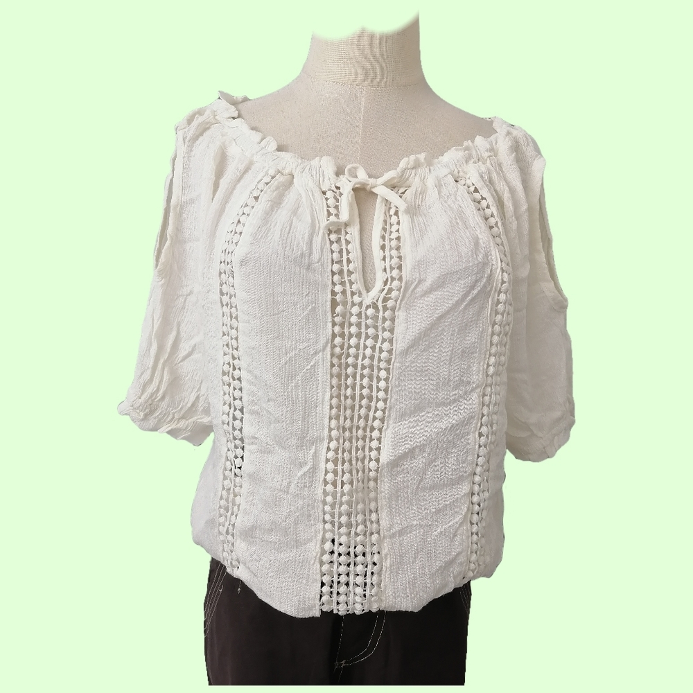 - Cute white top